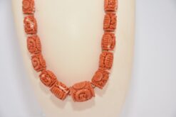 Collana con miniature di corallo MOMO